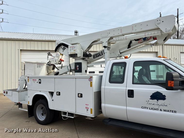 image for item DT0033 2014 Ford F550 Ext. Cab bucket truck