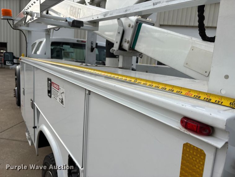 image for item DT0033 2014 Ford F550 Ext. Cab bucket truck