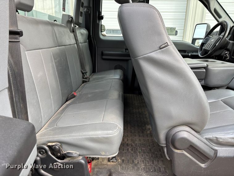 image for item DT0033 2014 Ford F550 Ext. Cab bucket truck