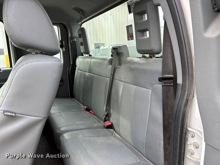 image for item DT0033 2014 Ford F550 Ext. Cab bucket truck