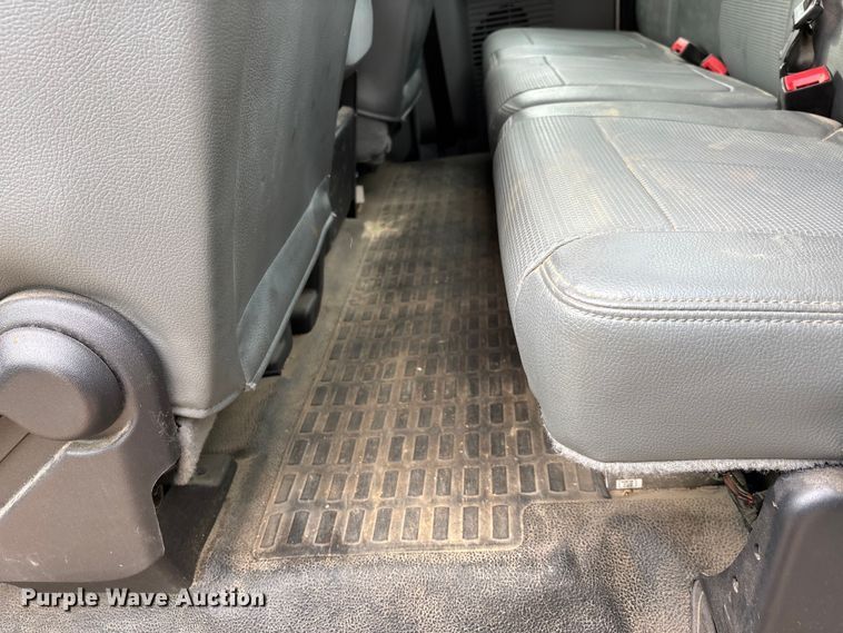 image for item DT0033 2014 Ford F550 Ext. Cab bucket truck