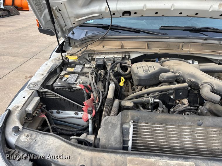 image for item DT0033 2014 Ford F550 Ext. Cab bucket truck