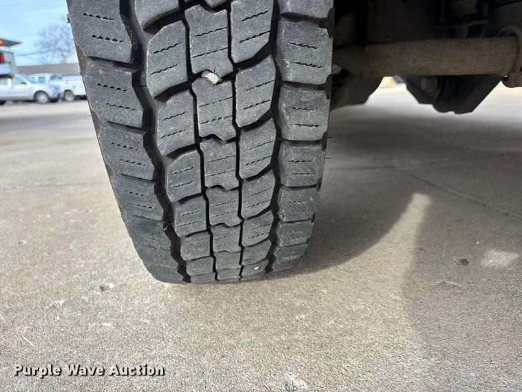 image for item DT0033 2014 Ford F550 Ext. Cab bucket truck