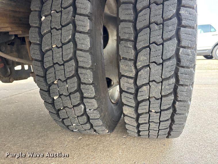 image for item DT0033 2014 Ford F550 Ext. Cab bucket truck