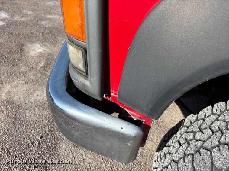 image for item DT0038 1997 Chevrolet K2500 Cheyenne pickup truck