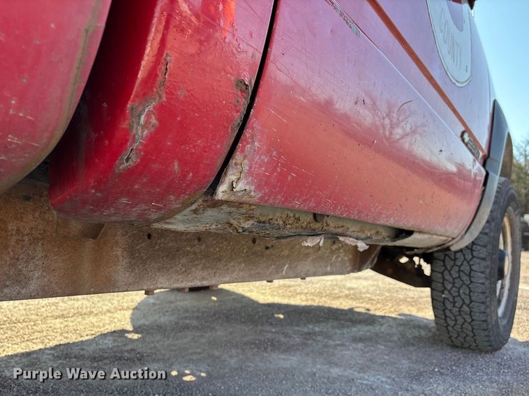 image for item DT0038 1997 Chevrolet K2500 Cheyenne pickup truck