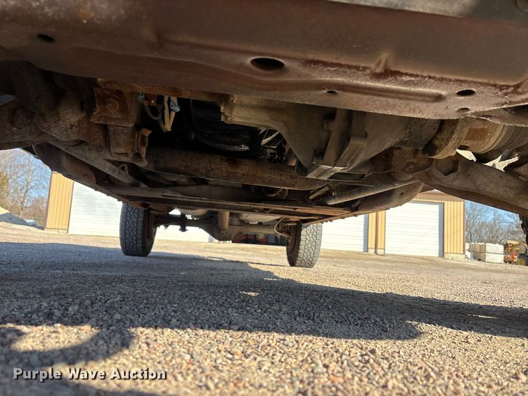 image for item DT0038 1997 Chevrolet K2500 Cheyenne pickup truck