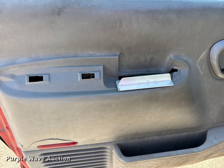 image for item DT0038 1997 Chevrolet K2500 Cheyenne pickup truck