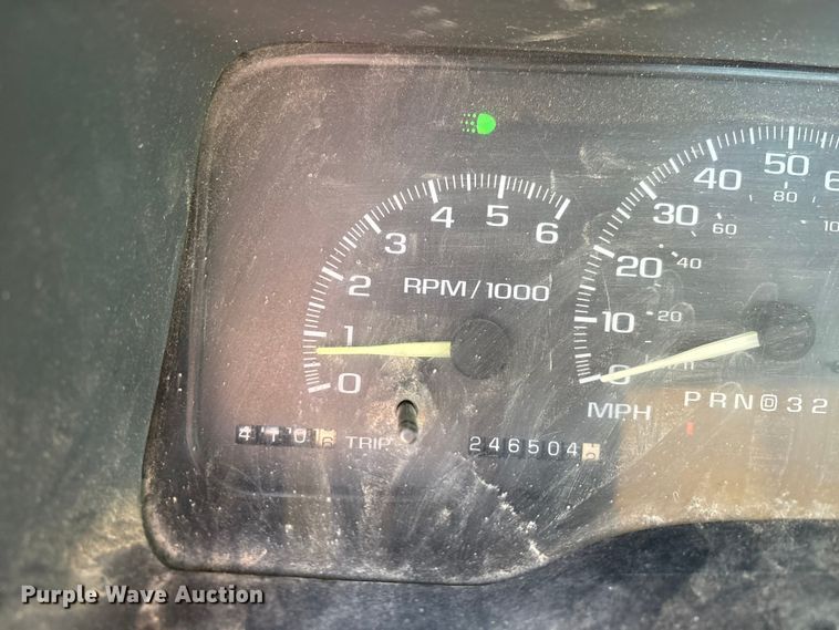 image for item DT0038 1997 Chevrolet K2500 Cheyenne pickup truck