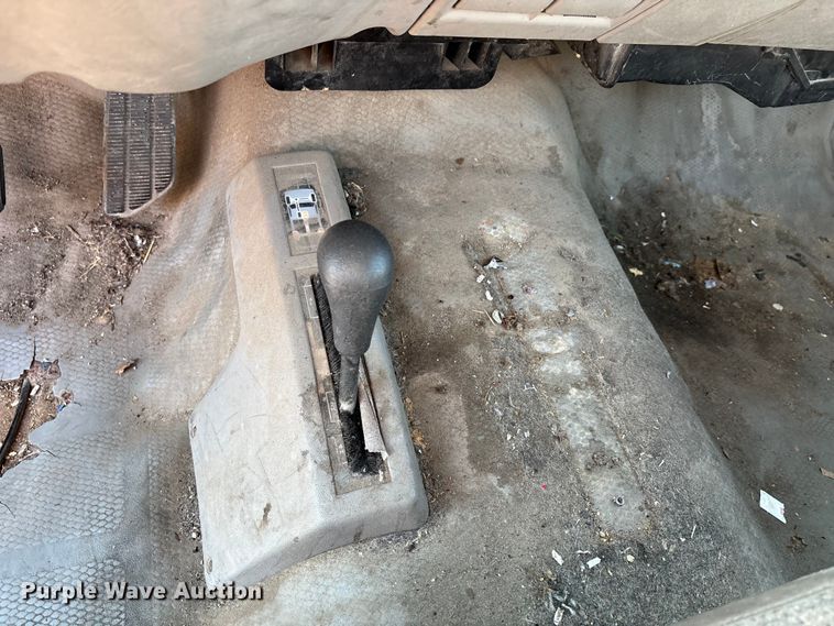 image for item DT0038 1997 Chevrolet K2500 Cheyenne pickup truck