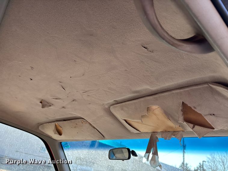 image for item DT0038 1997 Chevrolet K2500 Cheyenne pickup truck