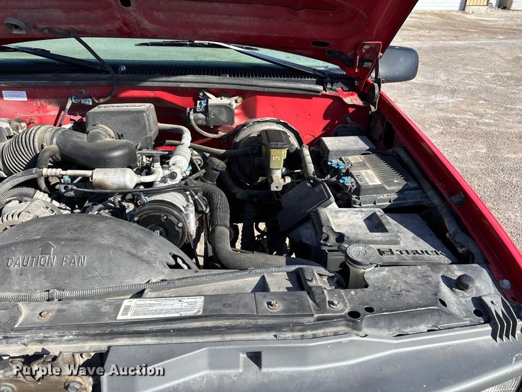 image for item DT0038 1997 Chevrolet K2500 Cheyenne pickup truck