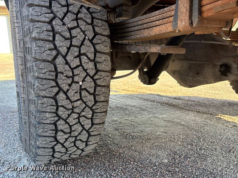 image for item DT0038 1997 Chevrolet K2500 Cheyenne pickup truck