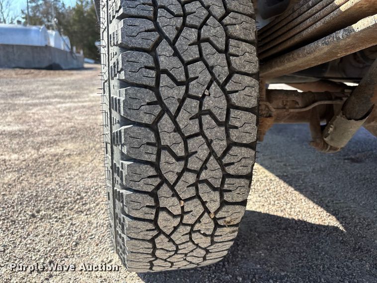 image for item DT0038 1997 Chevrolet K2500 Cheyenne pickup truck