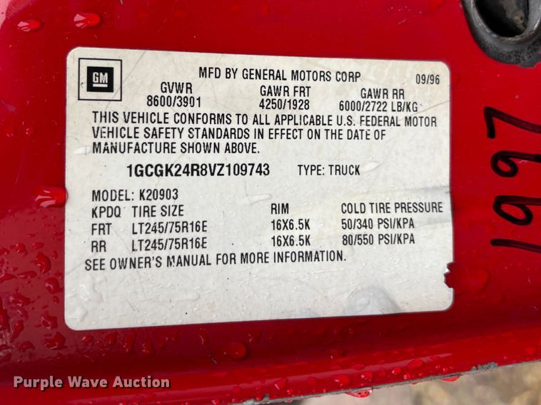 image for item DT0038 1997 Chevrolet K2500 Cheyenne pickup truck