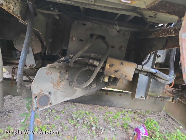 image for item DU2580 2009 International Dura Star street sweeper