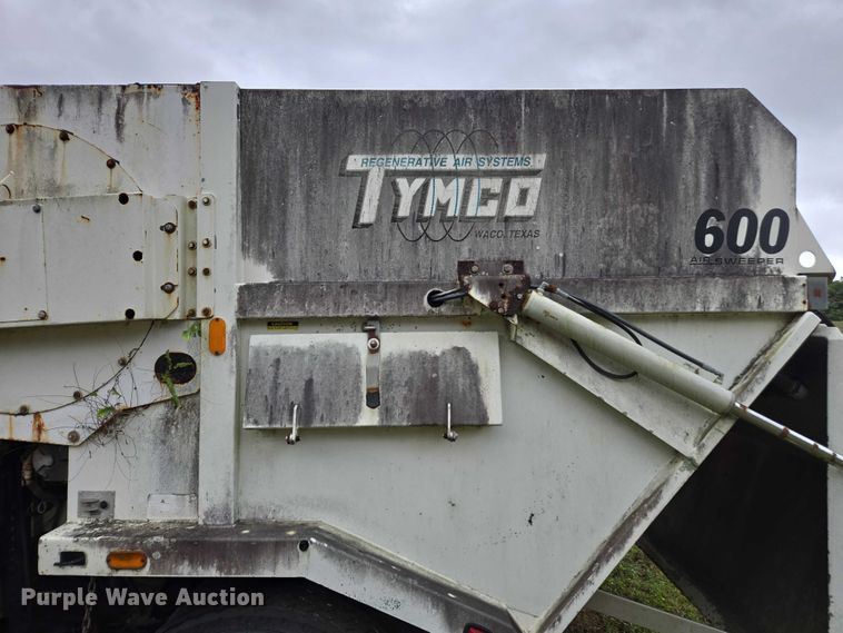 image for item DU2580 2009 International Dura Star street sweeper