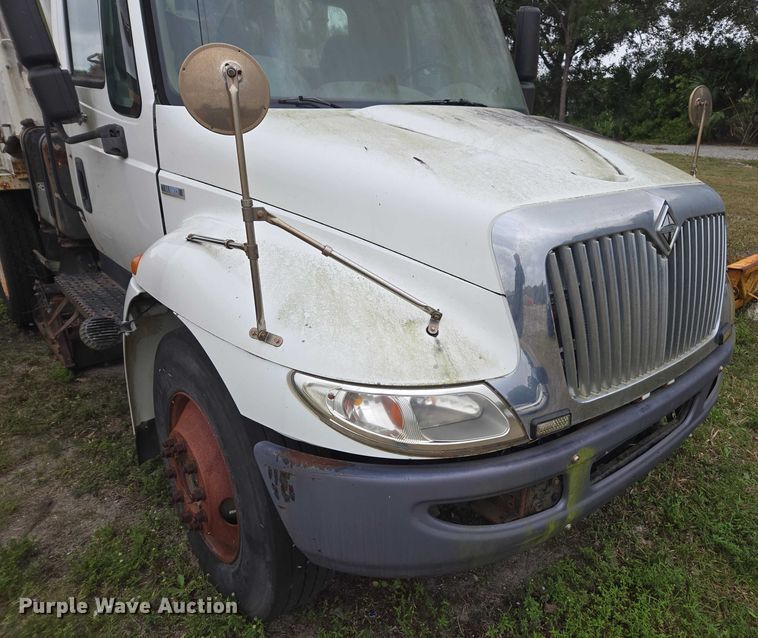 image for item DU2580 2009 International Dura Star street sweeper