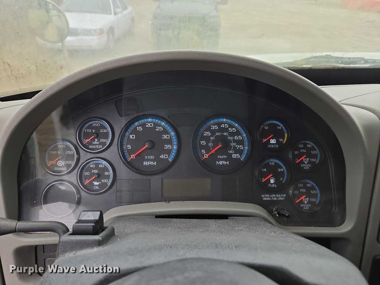 image for item DU2580 2009 International Dura Star street sweeper