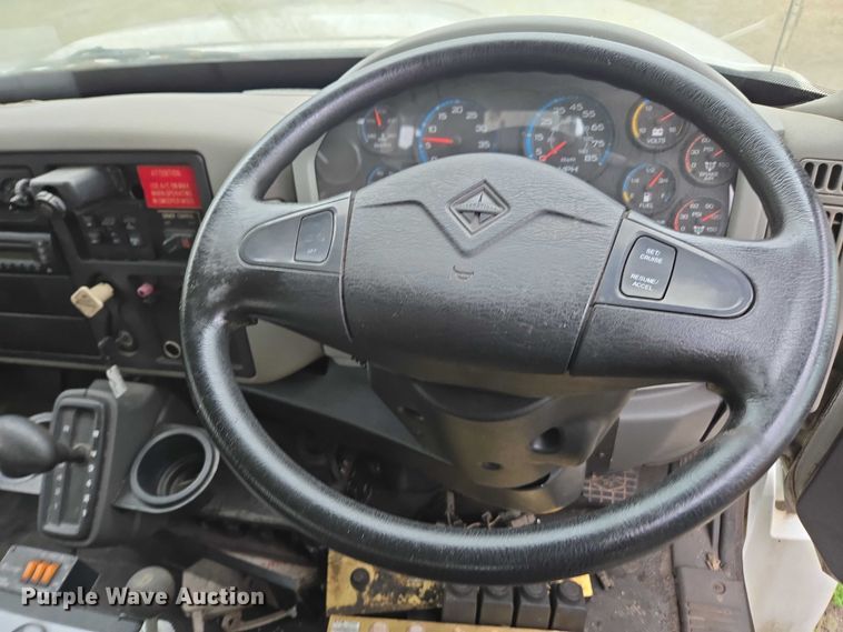 image for item DU2580 2009 International Dura Star street sweeper