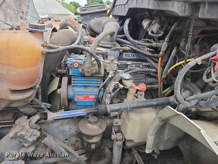 image for item DU2580 2009 International Dura Star street sweeper