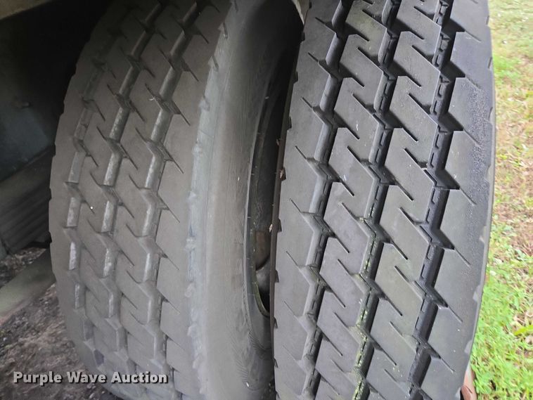 image for item DU2580 2009 International Dura Star street sweeper