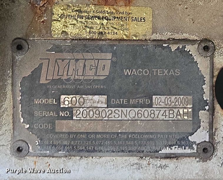 image for item DU2580 2009 International Dura Star street sweeper