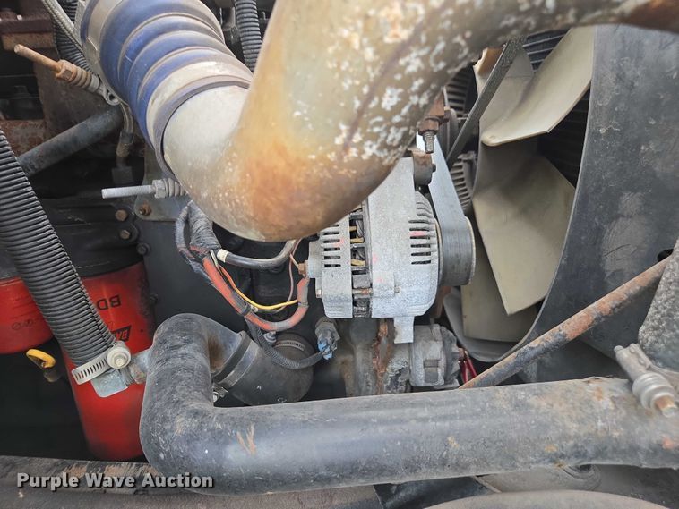 image for item DU2586 2000 Sterling L7501 dump truck