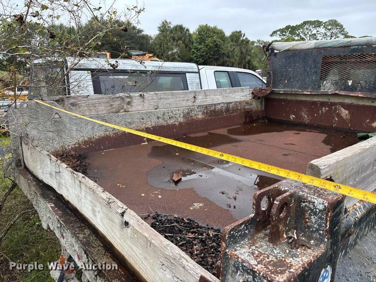 image for item DU2590 2007 Ford F-450 dump truck