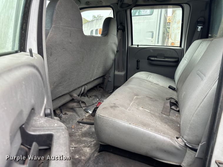 image for item DU2590 2007 Ford F-450 dump truck