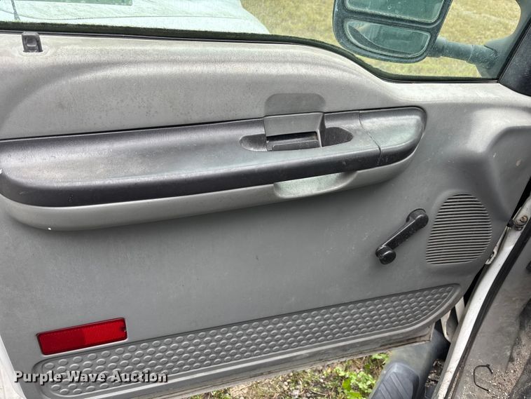 image for item DU2590 2007 Ford F-450 dump truck