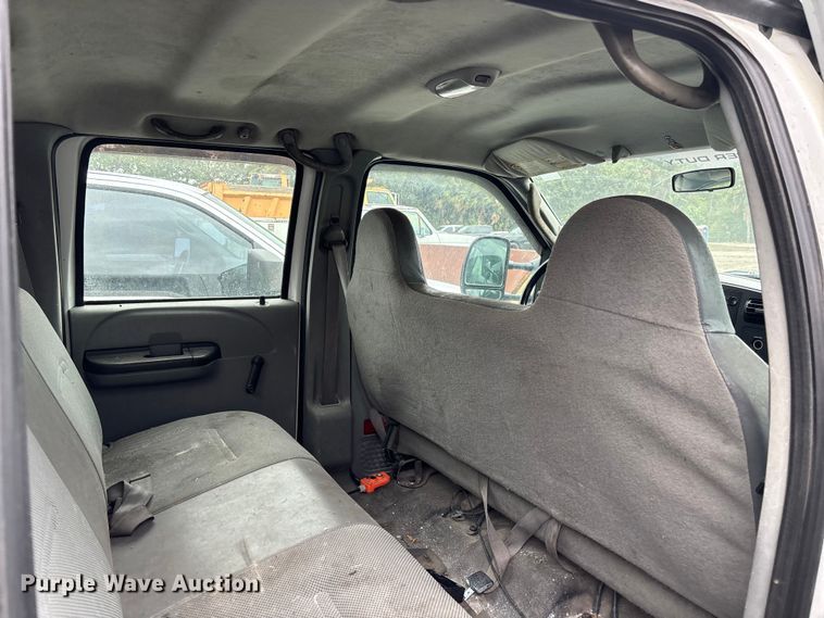 image for item DU2590 2007 Ford F-450 dump truck