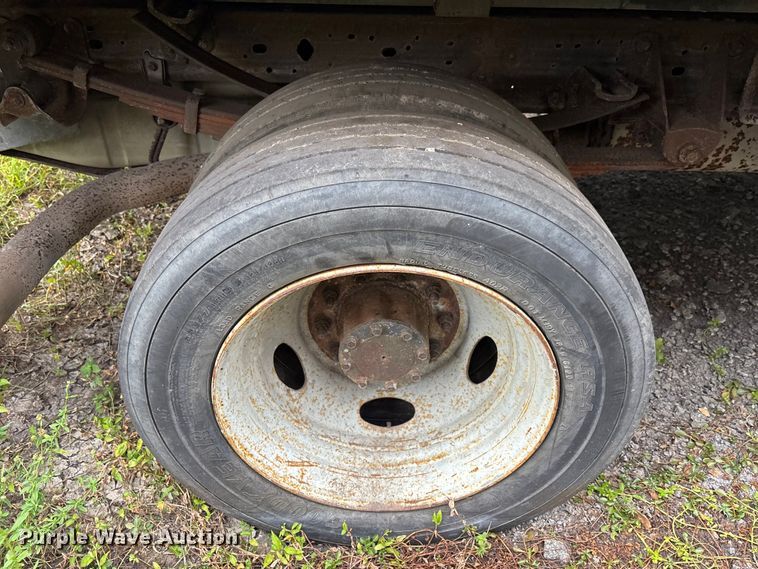 image for item DU2590 2007 Ford F-450 dump truck