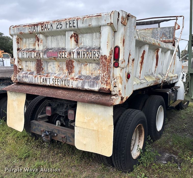 image for item DU2591 2001 Sterling dump truck