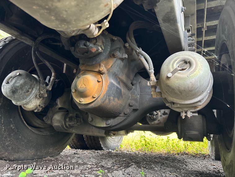 image for item DU2591 2001 Sterling dump truck