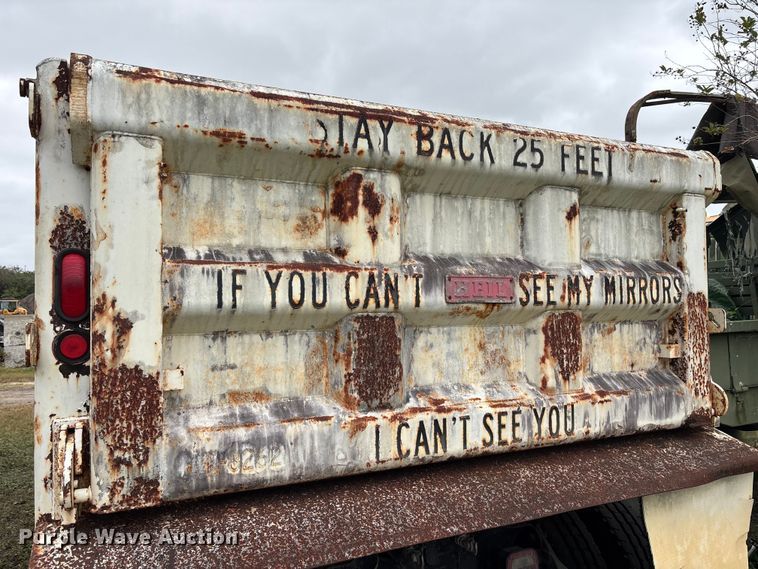 image for item DU2591 2001 Sterling dump truck