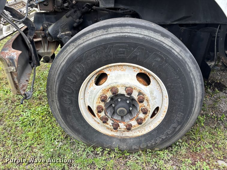 image for item DU2591 2001 Sterling dump truck