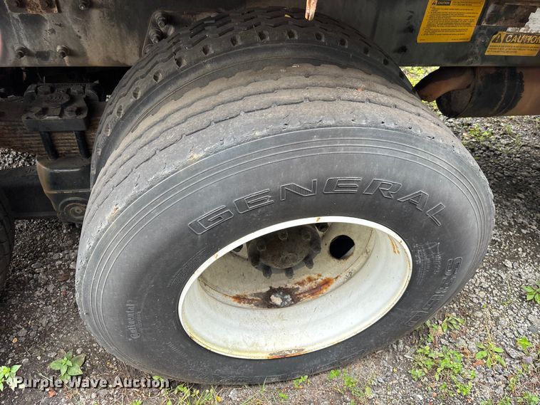 image for item DU2591 2001 Sterling dump truck