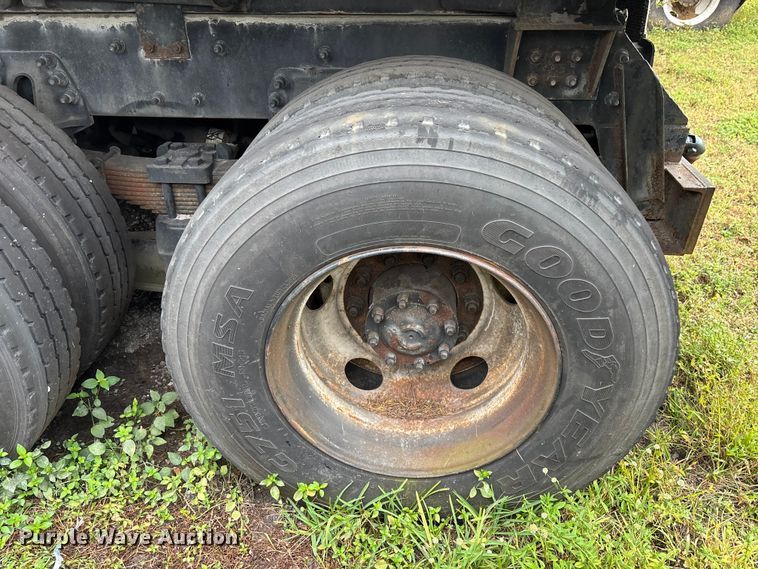 image for item DU2591 2001 Sterling dump truck
