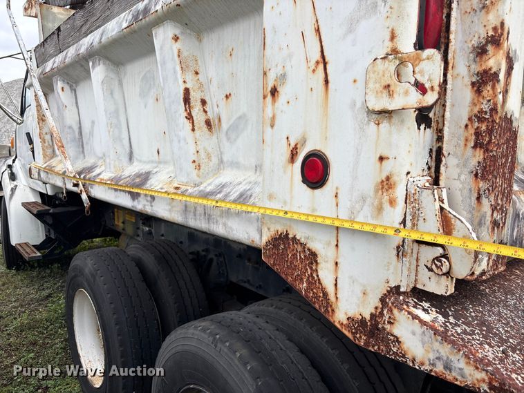 image for item DU2591 2001 Sterling dump truck