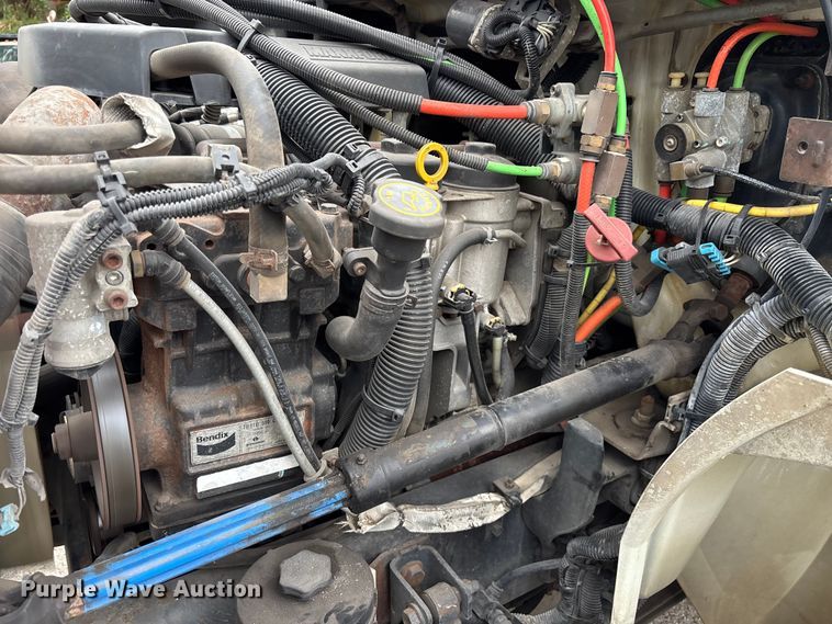 image for item DU2597 2015 International Navistar 4300M7 vacuum truck