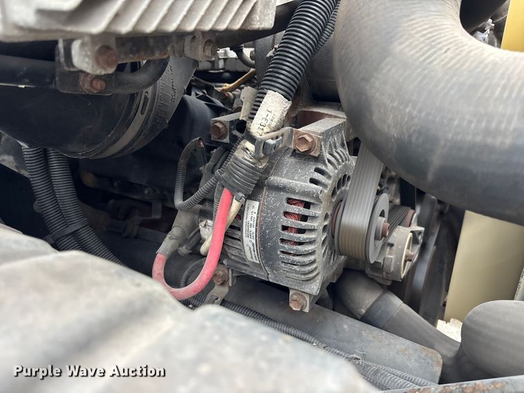 image for item DU2597 2015 International Navistar 4300M7 vacuum truck