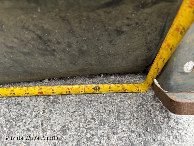 image for item DU2597 2015 International Navistar 4300M7 vacuum truck