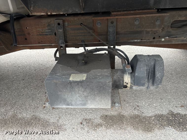 image for item DU2601 2007 Ford F450 Super Duty XL dump truck