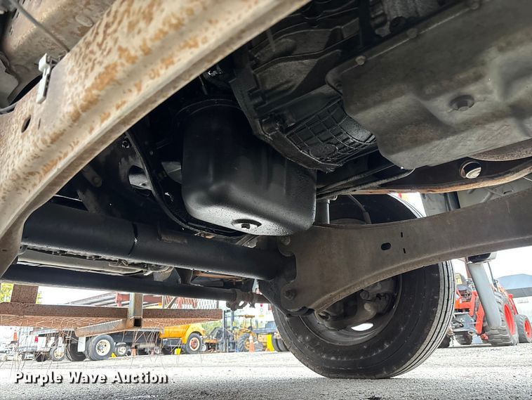 image for item DU2601 2007 Ford F450 Super Duty XL dump truck