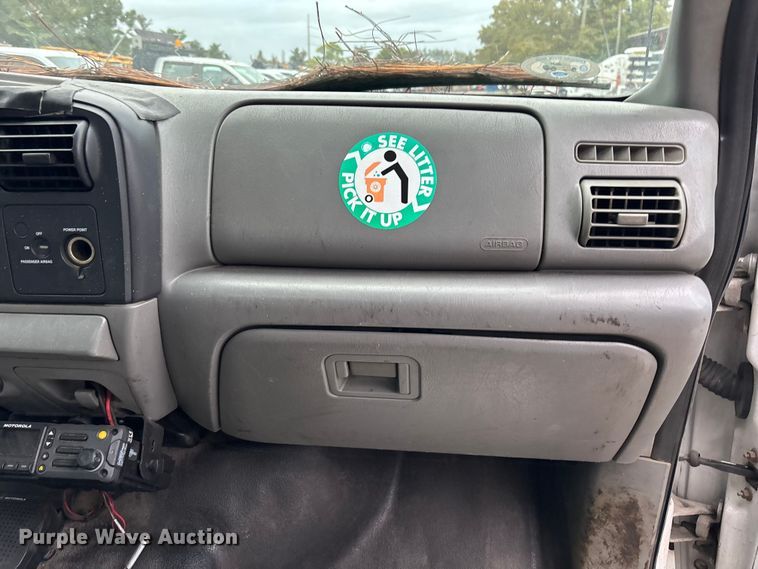 image for item DU2601 2007 Ford F450 Super Duty XL dump truck