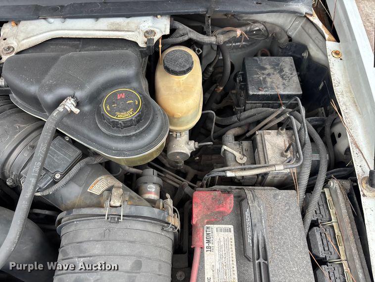 image for item DU2601 2007 Ford F450 Super Duty XL dump truck