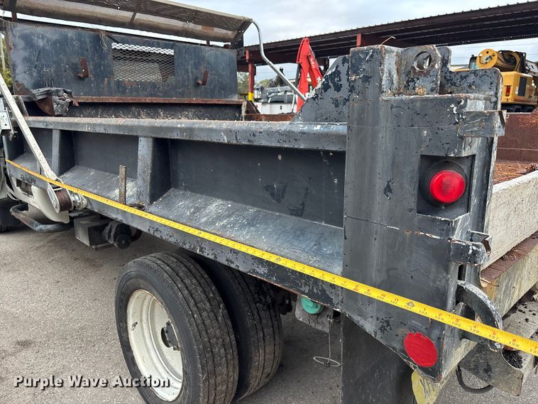 image for item DU2601 2007 Ford F450 Super Duty XL dump truck