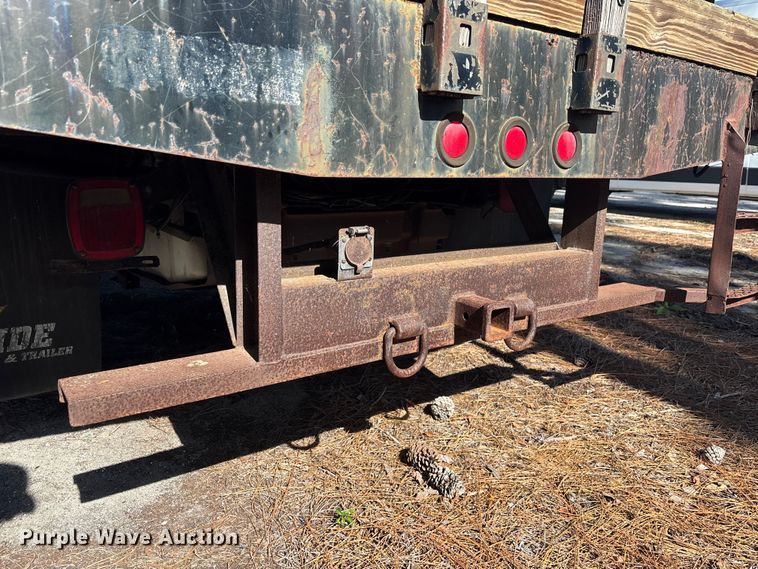 image for item DU2609 2007 Ford F450 Super Duty XL flatbed truck