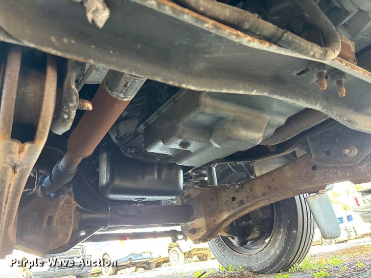 image for item DU2609 2007 Ford F450 Super Duty XL flatbed truck